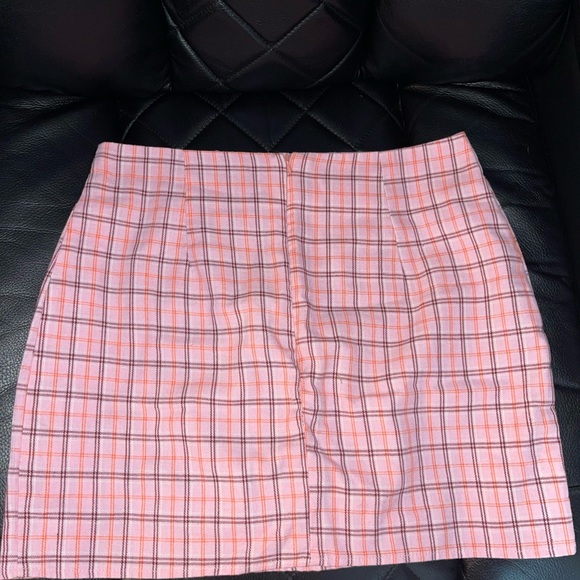 SHEIN skirt - Picture 3 of 4